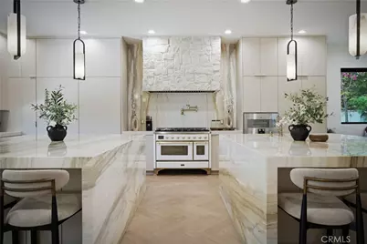 17437 Oak Creek Court, Encino, CA 91316 - Photo 15