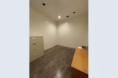 713 1/2 Ridgewood Place, Los Angeles, CA 90038 - Photo 9