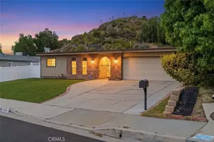 26632 Torrey Pines Dr, Newhall, CA 91321 - Photo 49