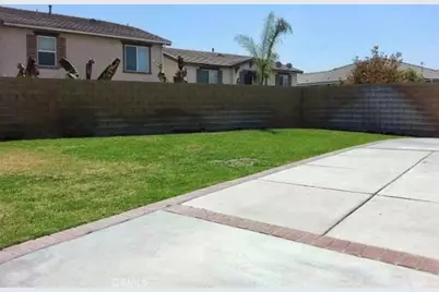6061 La Costa, Fontana, CA 92336 - Photo 13