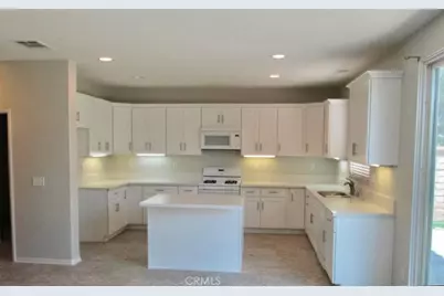 6061 La Costa, Fontana, CA 92336 - Photo 7