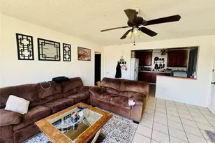 713 Iris, Bakersfield, CA 93308 - Photo 5