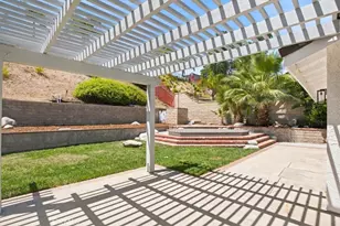 28177 Langside Ave, Canyon Country, CA 91351 - Photo 19