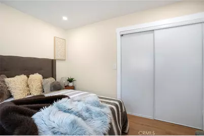 15725 Drell Street, Sylmar, CA 91342 - Photo 15