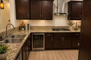 13200 Moorpark, Sherman Oaks, CA 91423 - Photo 19