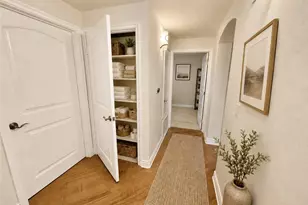 13200 Moorpark, Sherman Oaks, CA 91423 - Photo 35