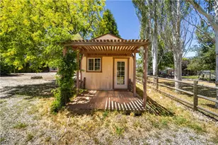 29960 Caddy Ln, Tehachapi, CA 93561 - Photo 31