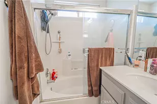 25708 Holiday Cir, Stevenson Ranch, CA 91381 - Photo 35
