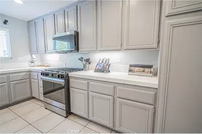 25708 Holiday Circle #B, Stevenson Ranch, CA 91381 - Photo 19