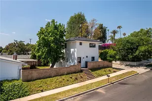 9661 Hayvenhurst Ave, Northridge, CA 91343 - Photo 41