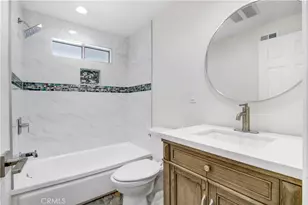 9661 Hayvenhurst Ave, Northridge, CA 91343 - Photo 19