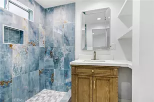 9661 Hayvenhurst Ave, Northridge, CA 91343 - Photo 31