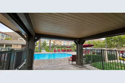 22041 Barrington Way, Saugus, CA 91350 - Photo 11