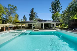 16105 Clear Oak Dr, Encino, CA 91436 - Photo 29
