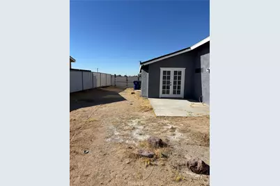 10611 Garibaldi, California City, CA 93505 - Photo 23