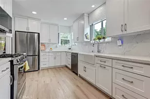 17415 Victory Blvd, Lake Balboa, CA 91406 - Photo 9