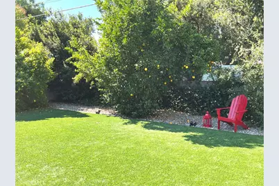 17415 Victory Boulevard, Van Nuys, CA 91406 - Photo 45