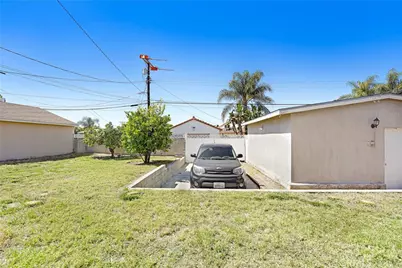 14912 Chatsworth, Mission Hills (San Fernando), CA 91345 - Photo 23