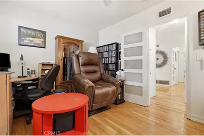 11130 Densmore Avenue, Granada Hills, CA 91344 - Photo 13