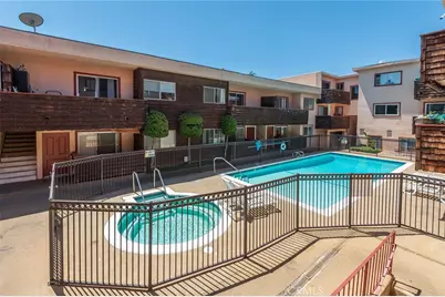 5349 Newcastle #20, Encino, CA 91316 - Photo 19