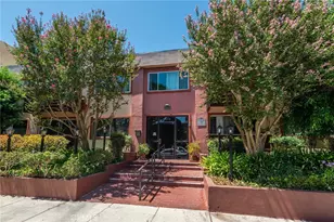 5349 Newcastle, Encino, CA 91316 - Photo 1