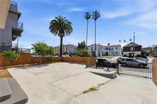 1189 Crehnshaw, Los Angeles, CA 90019 - Photo 27