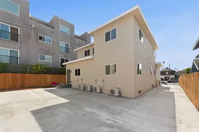 1189 Crehnshaw, Los Angeles, CA 90019 - Photo 23