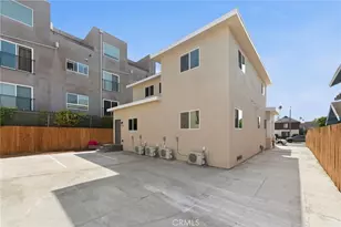 1189 Crehnshaw, Los Angeles, CA 90019 - Photo 23