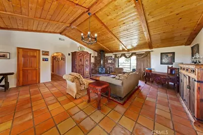 9060 Yucca Hills Road, Agua Dulce, CA 91390 - Photo 13