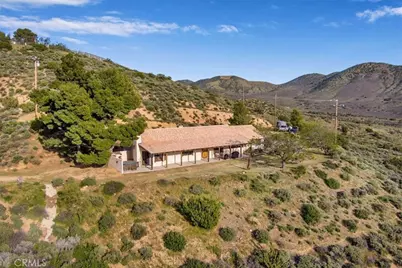 9060 Yucca Hills Road, Agua Dulce, CA 91390 - Photo 35