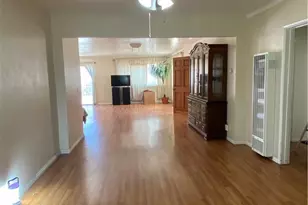 17430 Saticoy, Van Nuys, CA 91406 - Photo 11
