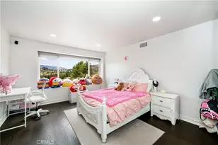 24408 Voltara Ct, Calabasas, CA 91302 - Photo 25