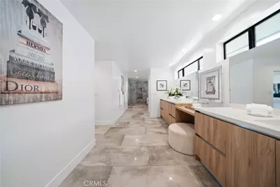 5265 Del Moreno Drive, Woodland Hills, CA 91364 - Photo 27
