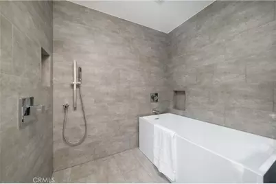 5265 Del Moreno Drive, Woodland Hills, CA 91364 - Photo 41