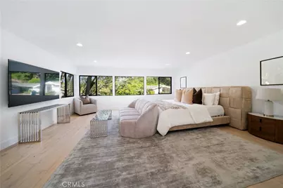 5265 Del Moreno Drive, Woodland Hills, CA 91364 - Photo 23