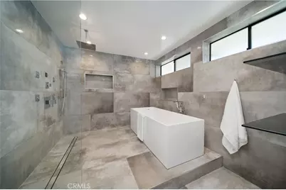 5265 Del Moreno Drive, Woodland Hills, CA 91364 - Photo 29