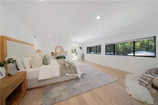 5265 Del Moreno Dr, Woodland Hills, CA 91364 - Photo 35