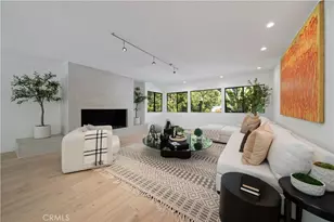 5265 Del Moreno Dr, Woodland Hills, CA 91364 - Photo 9