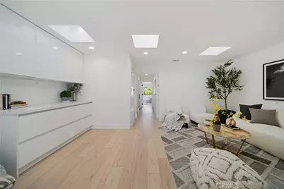 5265 Del Moreno Drive, Woodland Hills, CA 91364 - Photo 33