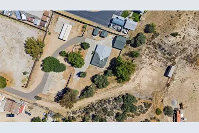 16166 Sierra Highway, Canyon Country, CA 91390 - Photo 9