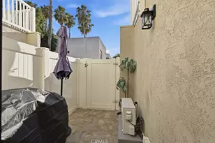8341 De Soto, Canoga Park, CA 91304 - Photo 31