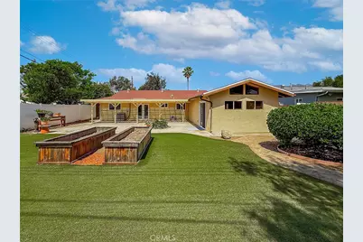 10514 Hillview Avenue, Chatsworth, CA 91311 - Photo 45