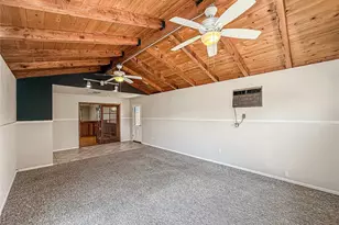10514 Hillview Ave, Chatsworth, CA 91311 - Photo 21