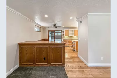 10514 Hillview Avenue, Chatsworth, CA 91311 - Photo 9