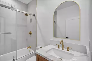 2937 10th, Los Angeles, CA 90018 - Photo 23
