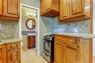 20355 Mobile, Winnetka, CA 91306 - Photo 31