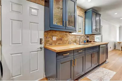 20355 Mobile, Winnetka, CA 91306 - Photo 11