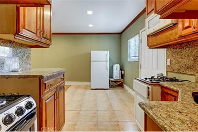 20355 Mobile, Winnetka, CA 91306 - Photo 33