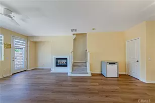 19523 Opal Ln, Saugus, CA 91350 - Photo 9