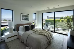 7107 Macapa Dr, Los Angeles, CA 90068 - Photo 33